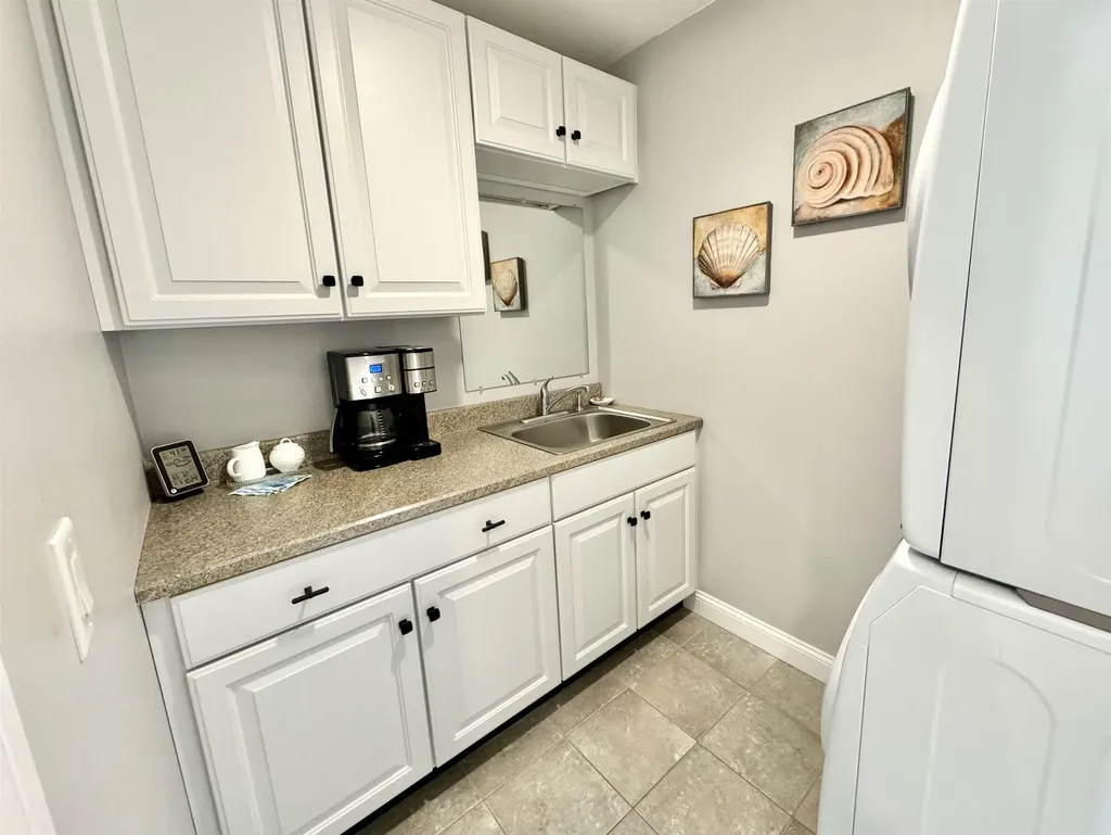 562 Nashua Street Seabrook NH 03874