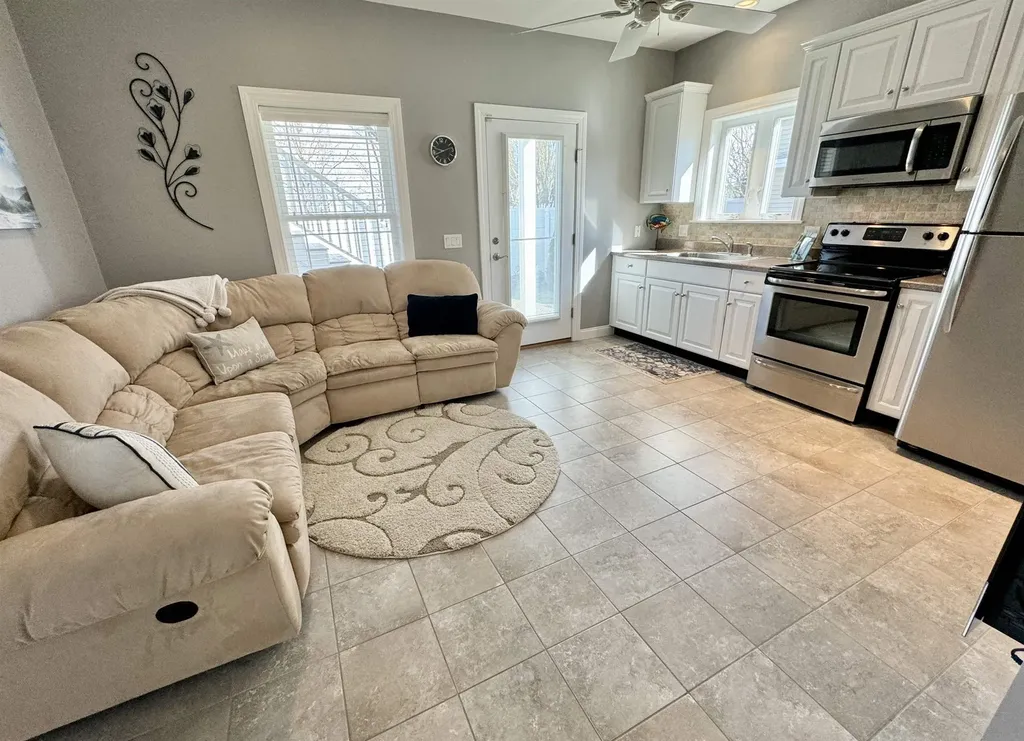 562 Nashua Street Seabrook NH 03874