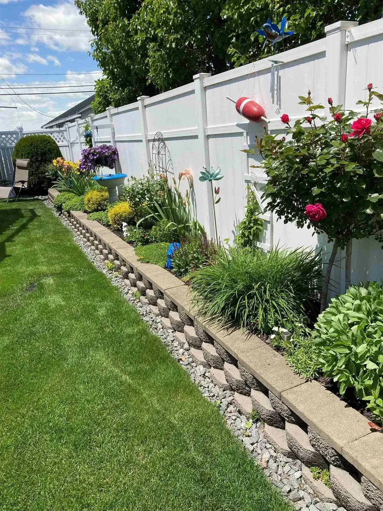 562 Nashua Street Seabrook NH 03874