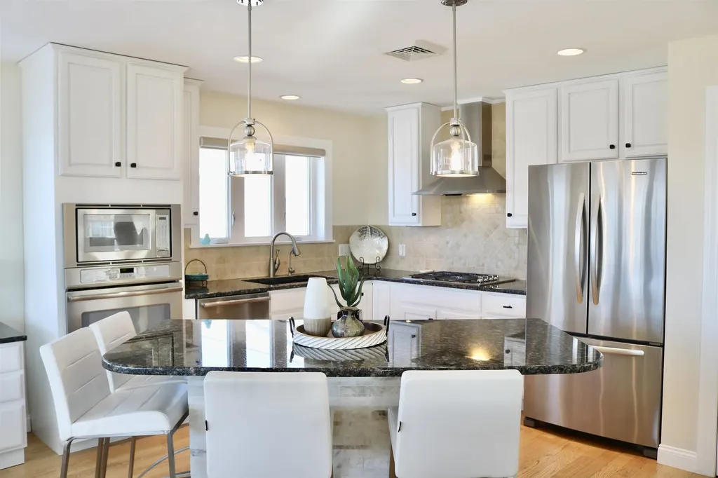 562 Nashua Street Seabrook NH 03874