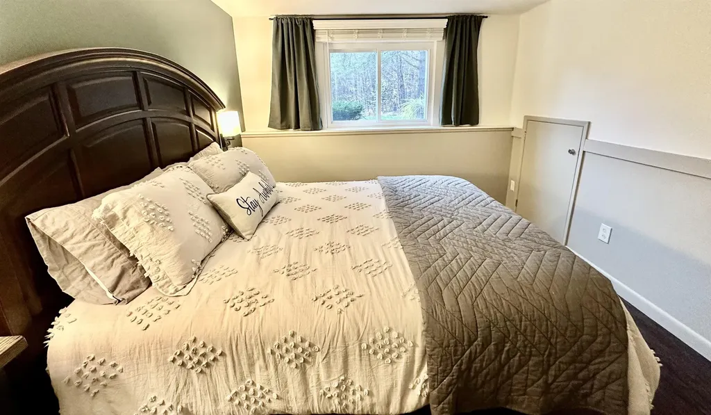 22 Orris Road Thornton NH 03285