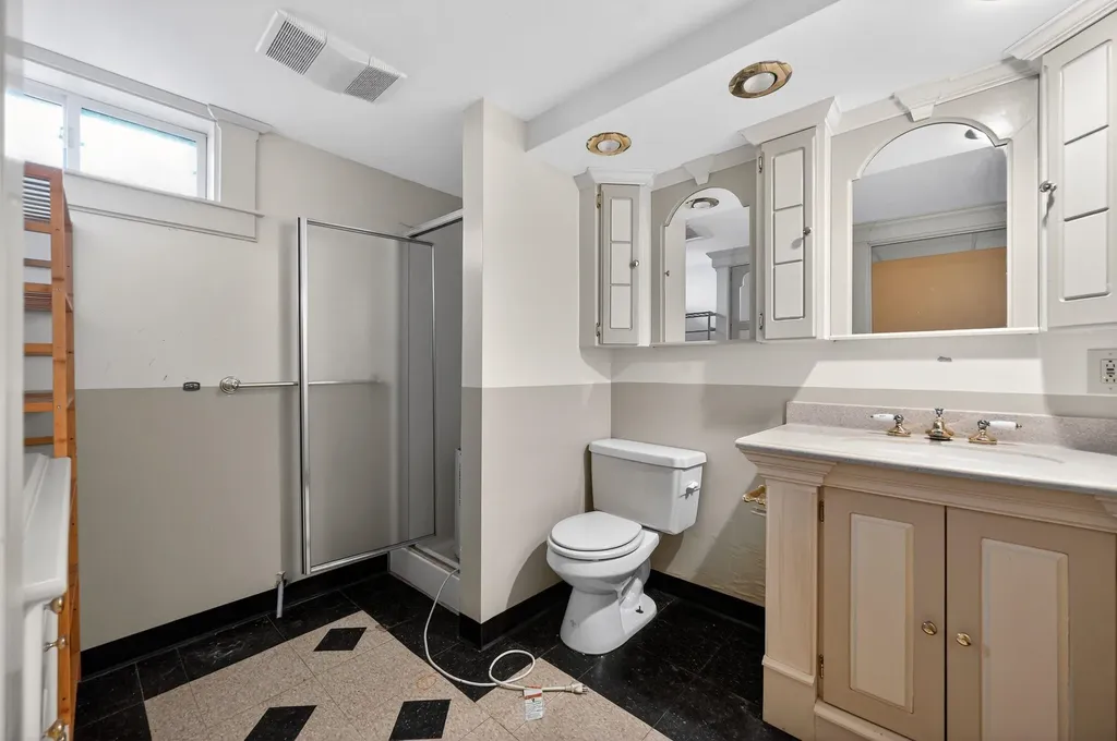 31 Bible Hill Road Bennington NH 03442