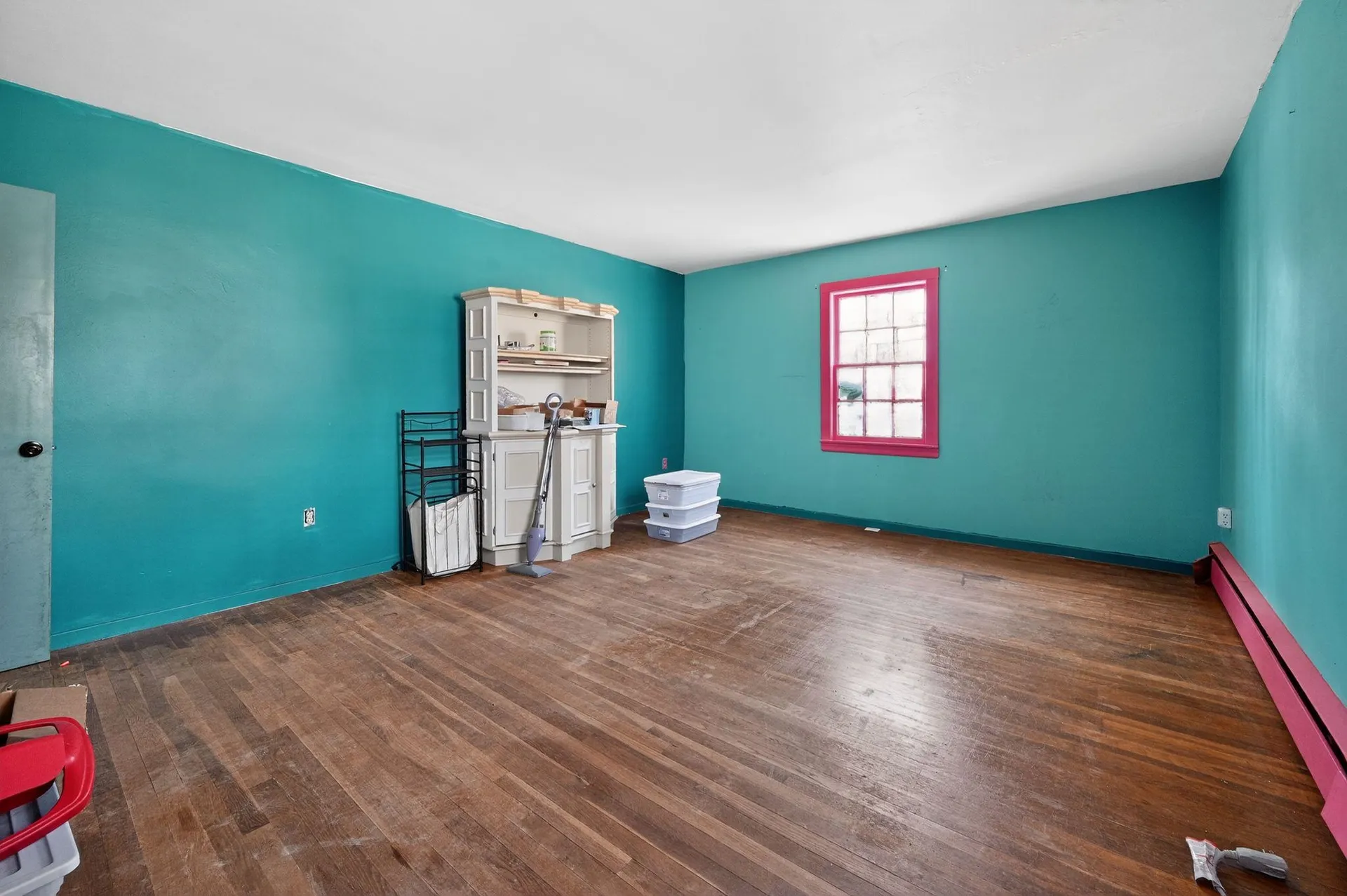 31 Bible Hill Road Bennington NH 03442