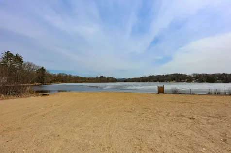 58 Windsor Way Barnstead NH 03225