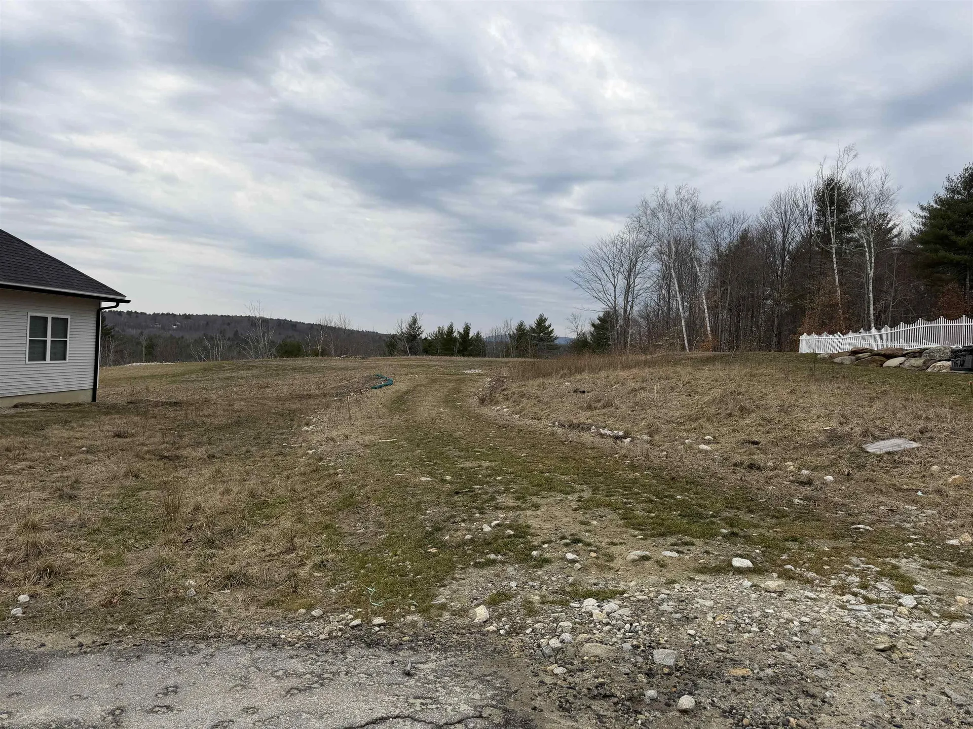 28 Eisenhower Drive Rochester NH 03867