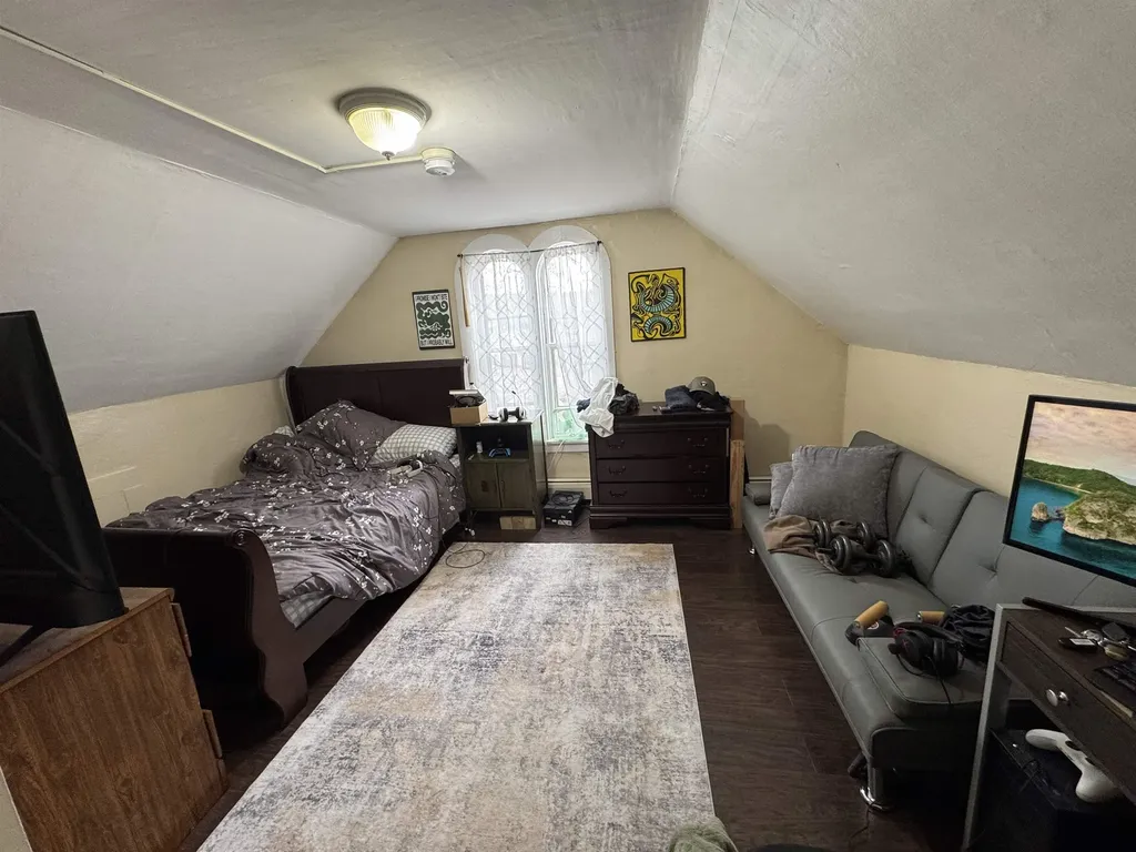 154 Washington Street Keene NH 03431