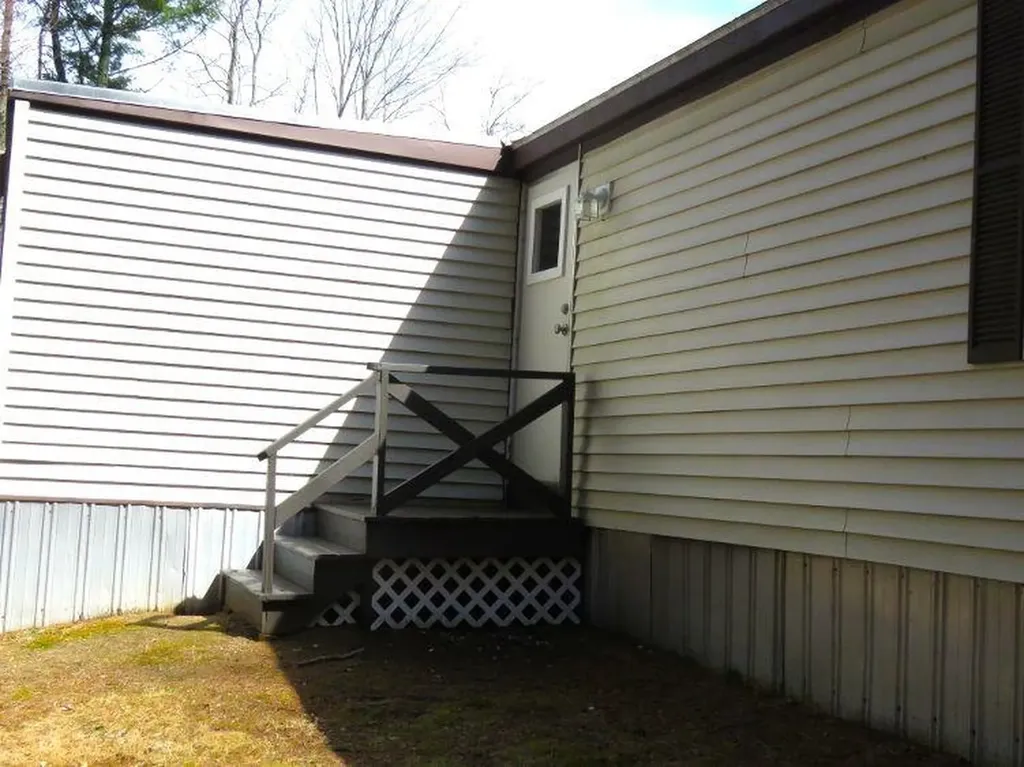 47 Fogg Road Epping NH 03042