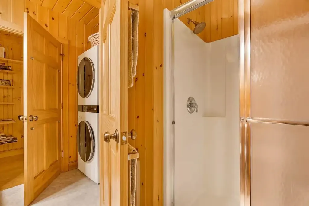 65 Bentley Lane Jericho VT 05465