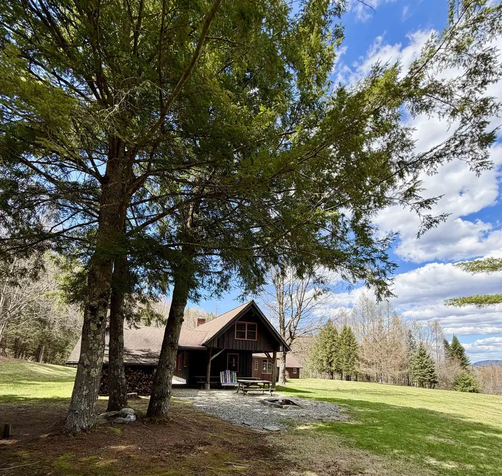 65 Bentley Lane Jericho VT 05465
