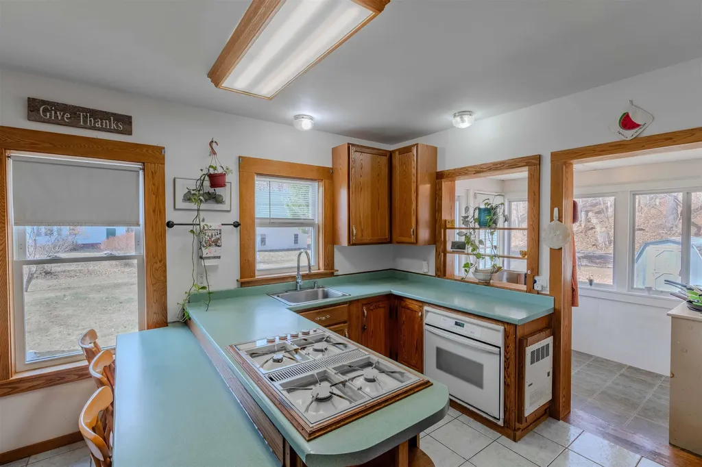 75 Woolson Road Lisbon NH 03585