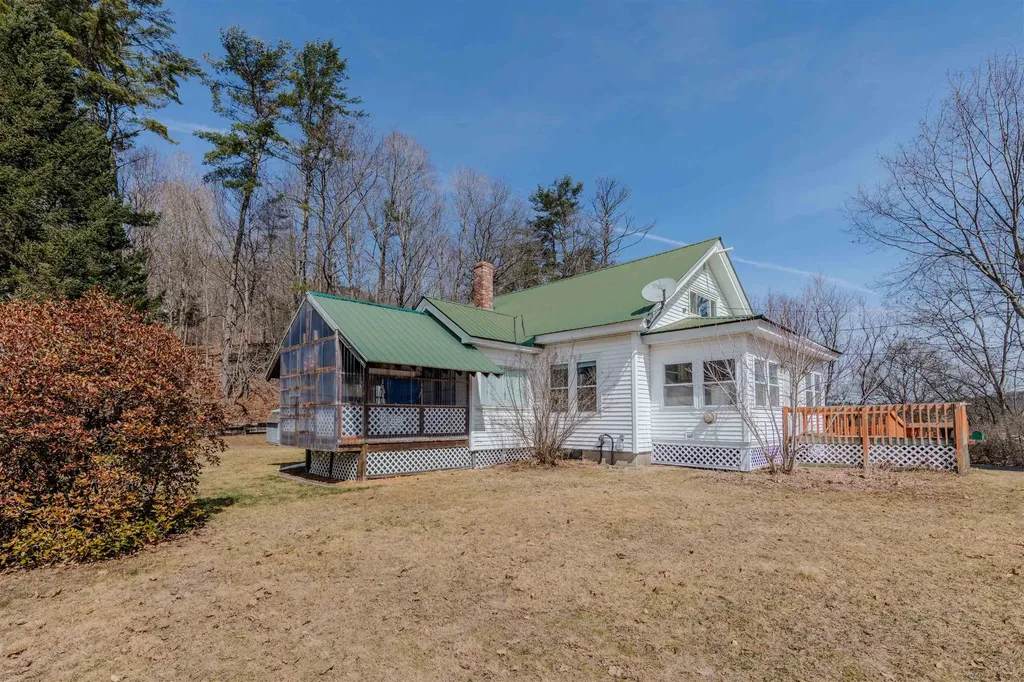 75 Woolson Road Lisbon NH 03585