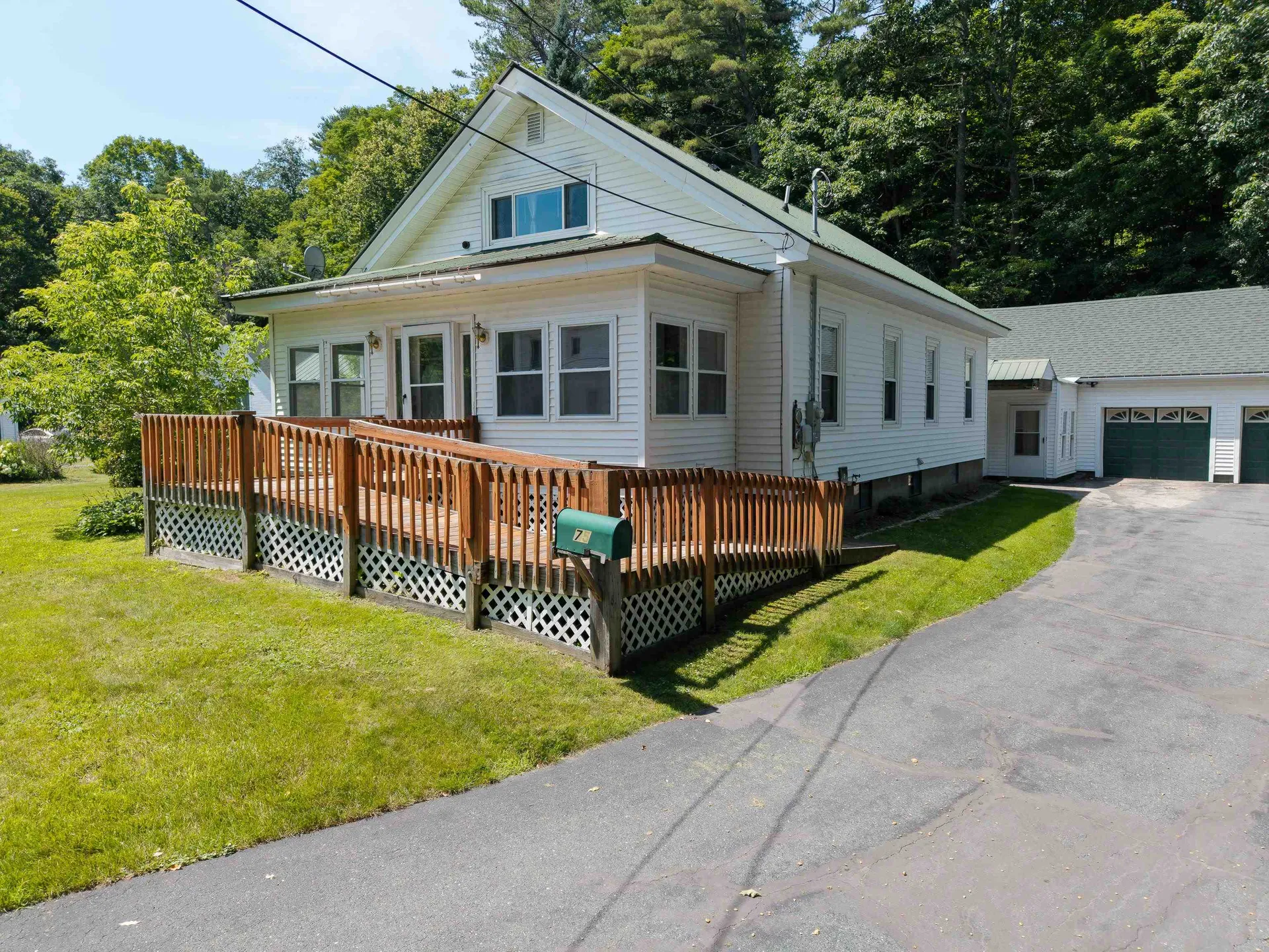 75 Woolson Road Lisbon NH 03585