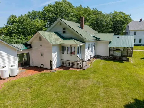 75 Woolson Road Lisbon NH 03585