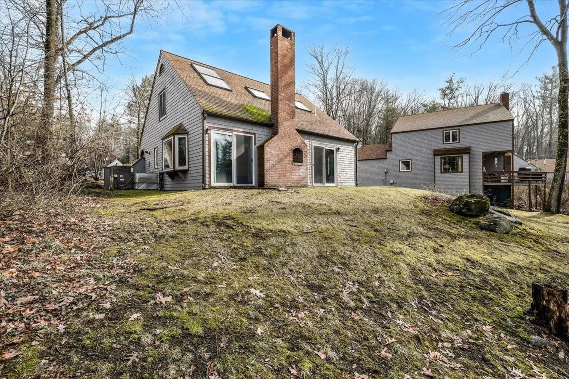 6 Duckford Circle Nashua NH 03063