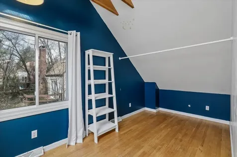 6 Duckford Circle Nashua NH 03063