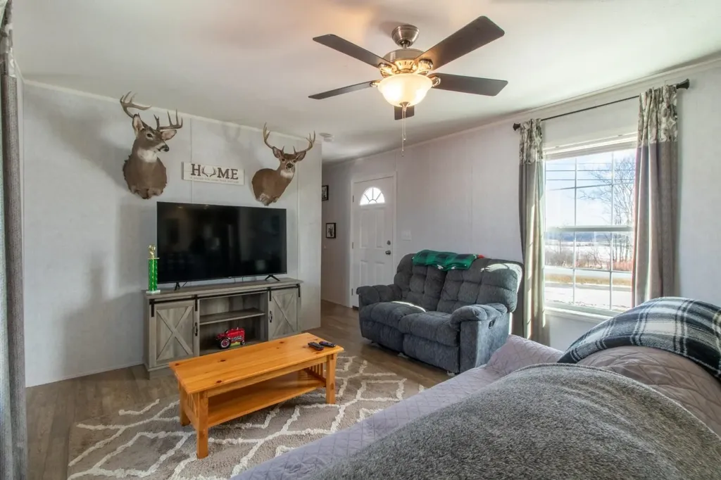 1501 Searles Road Newport Town VT 05857