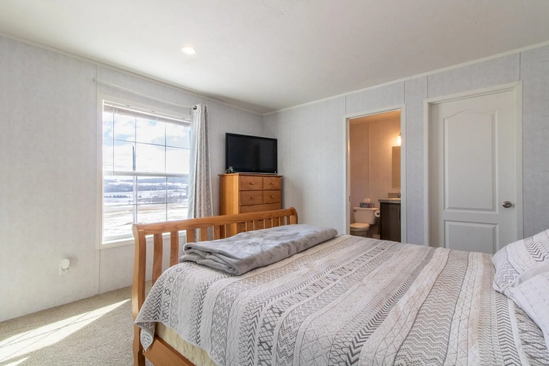 1501 Searles Road Newport Town VT 05857