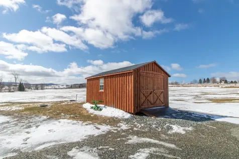 1501 Searles Road Newport Town VT 05857
