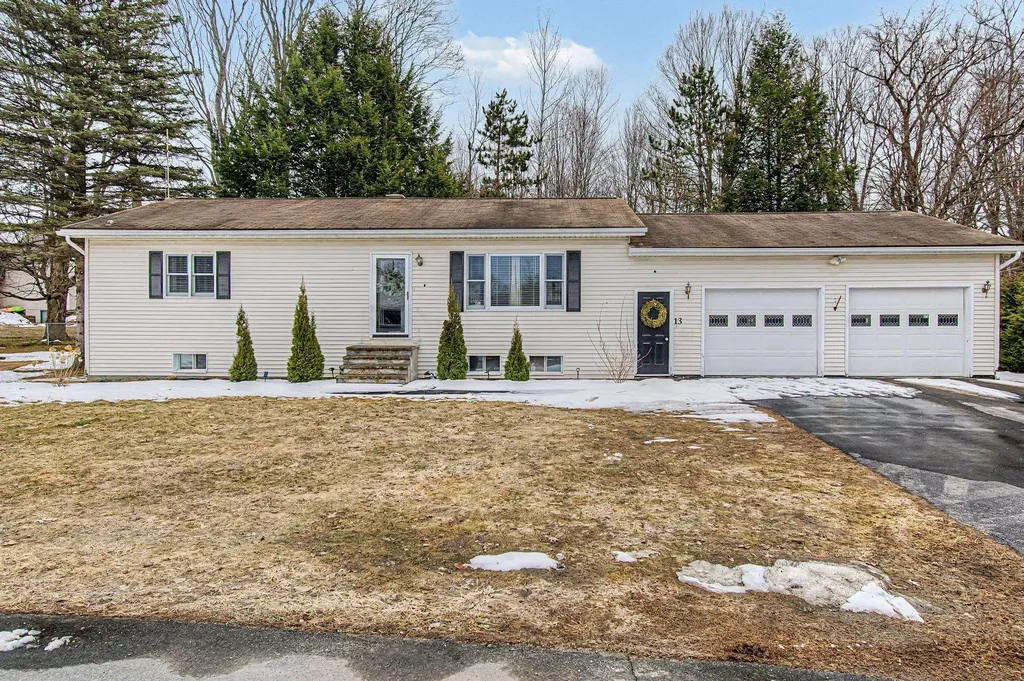 13 Cardinal Circle Barre Town VT 05641