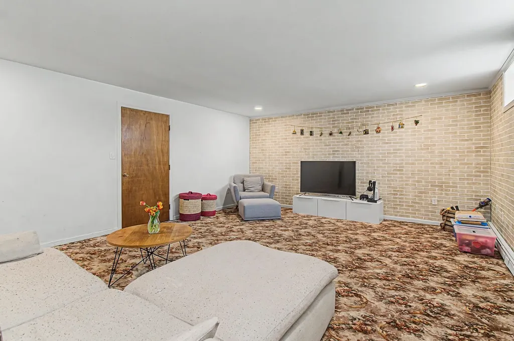 13 Cardinal Circle Barre Town VT 05641