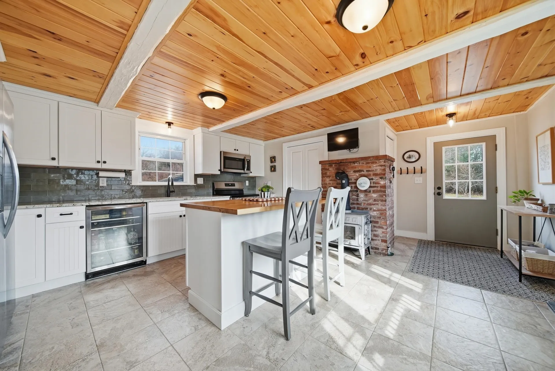 131 North Road East Kingston NH 03287