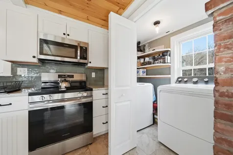 131 North Road East Kingston NH 03287