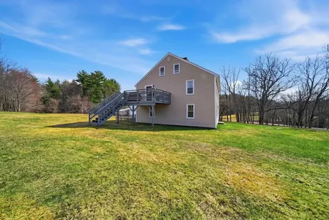 131 North Road East Kingston NH 03287