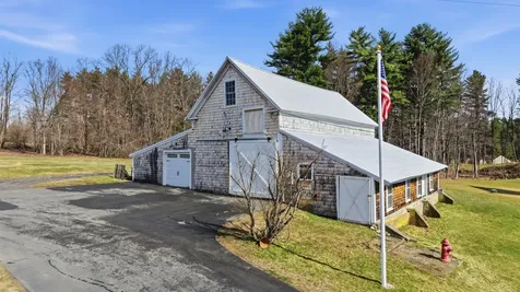 131 North Road East Kingston NH 03287