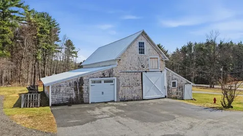 131 North Road East Kingston NH 03287