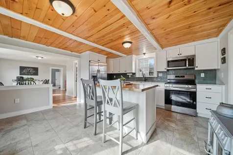 131 North Road East Kingston NH 03287