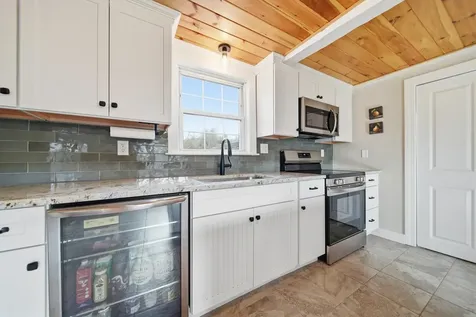 131 North Road East Kingston NH 03287