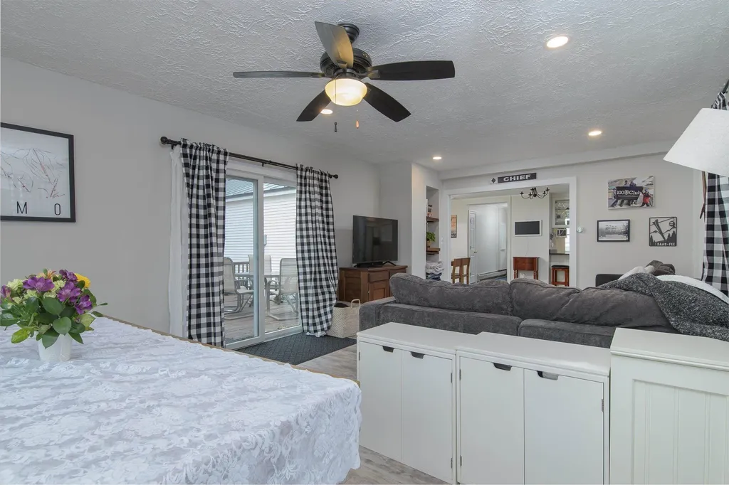 4 Twine Hill Road Ludlow VT 05149