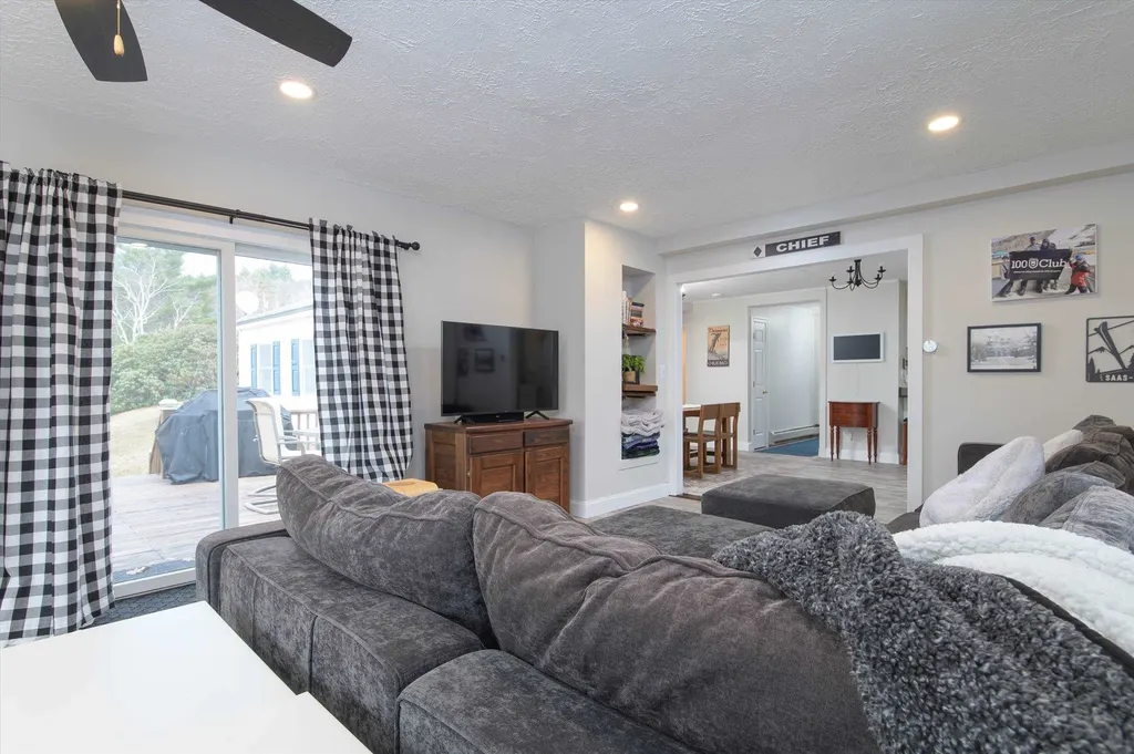 4 Twine Hill Road Ludlow VT 05149