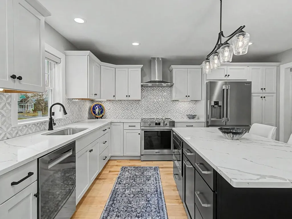 262 Midland Avenue South Burlington VT 05403