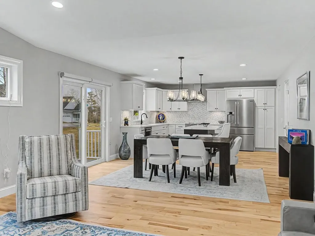 262 Midland Avenue South Burlington VT 05403