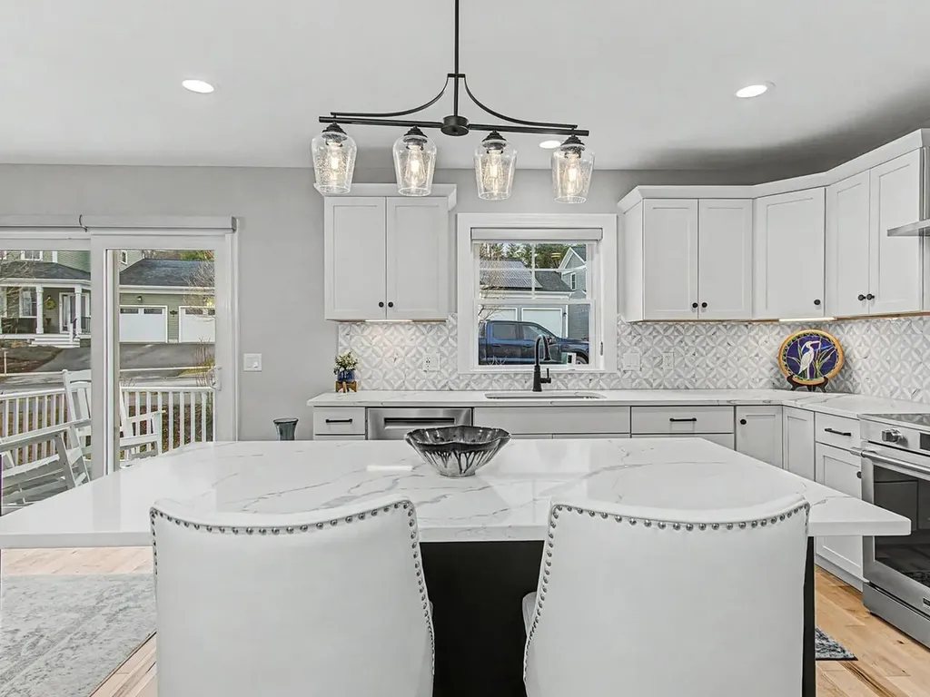 262 Midland Avenue South Burlington VT 05403