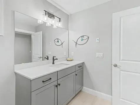 262 Midland Avenue South Burlington VT 05403