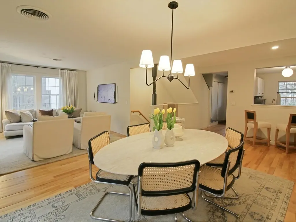 29 Abbey Road Williston VT 05495