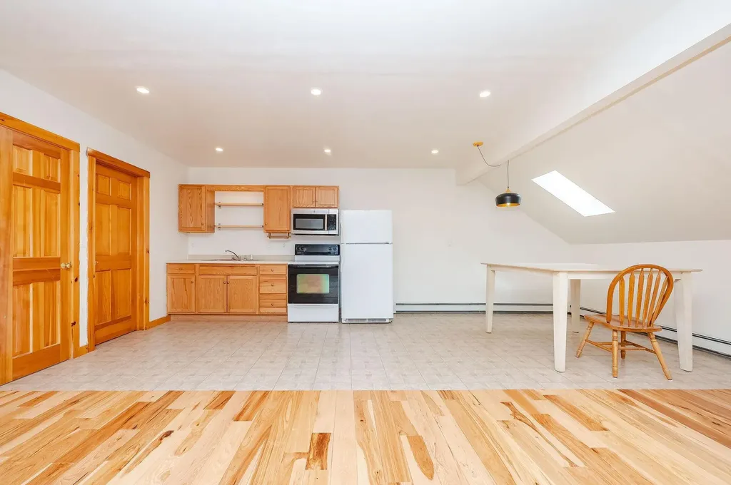 345 Dry Hill Road Barrington NH 03825