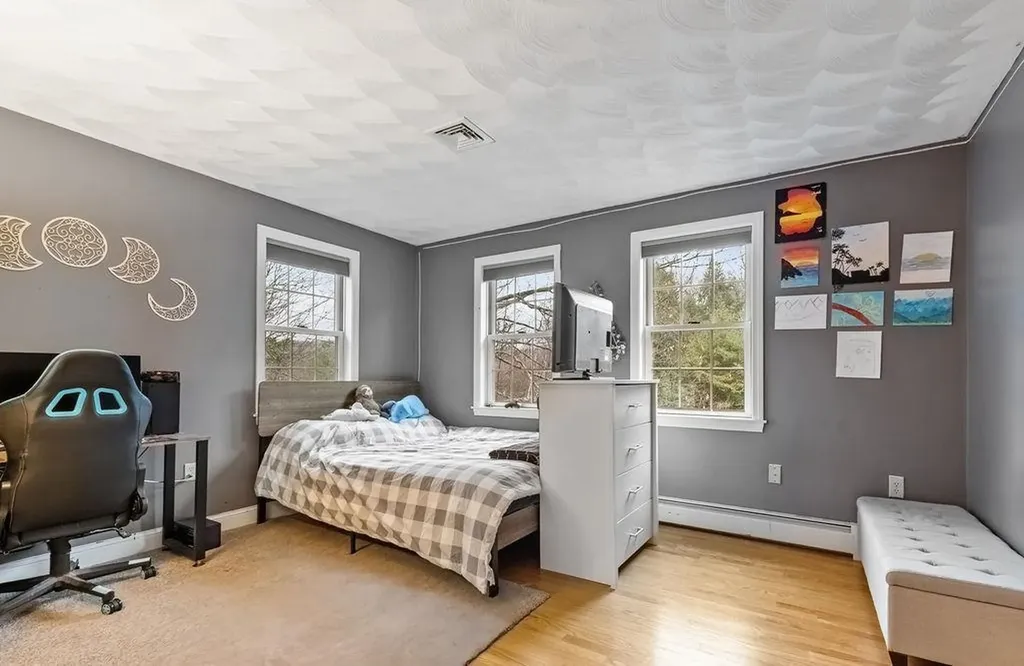 22 Lakewood Drive Alton NH 03810
