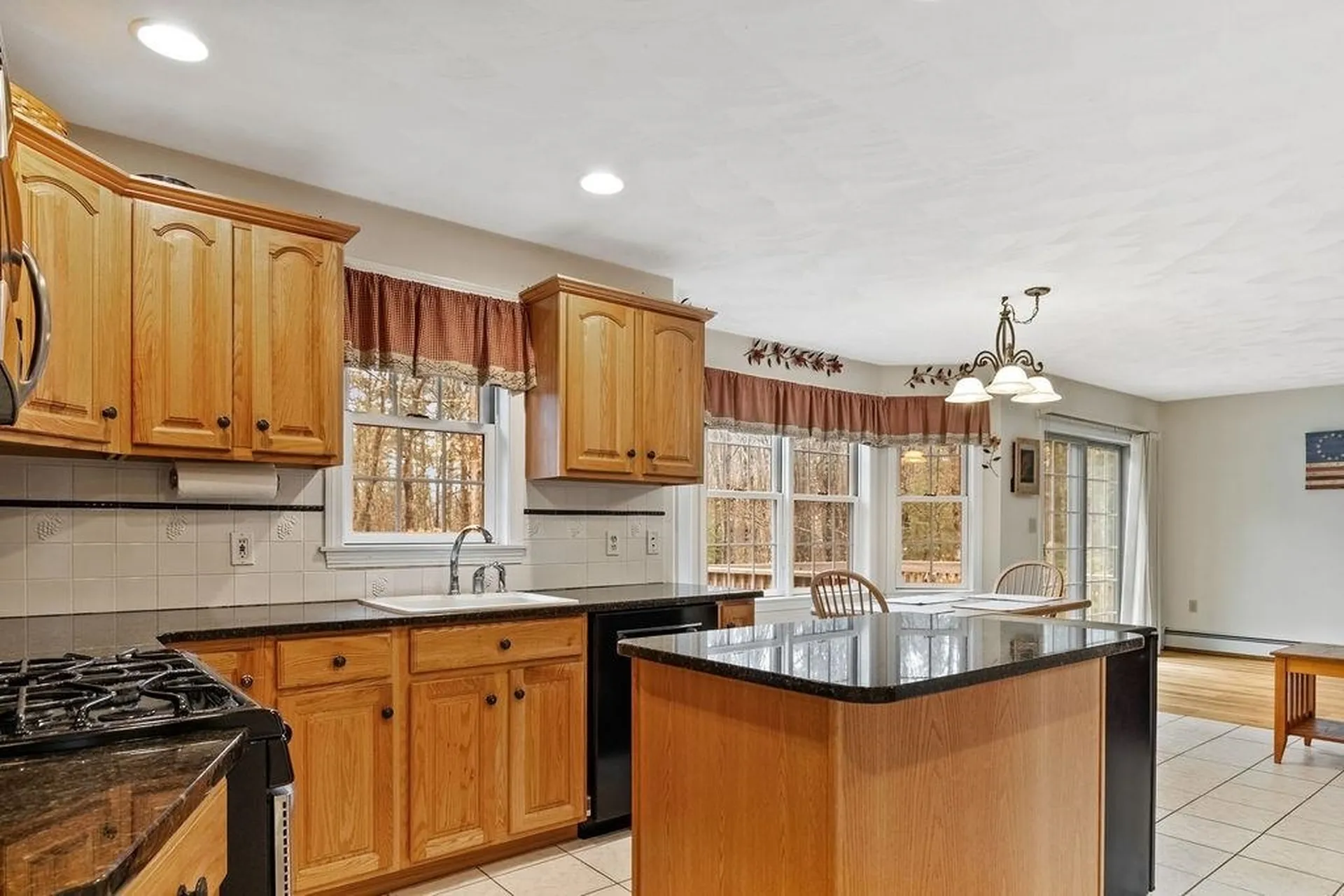 22 Lakewood Drive Alton NH 03810