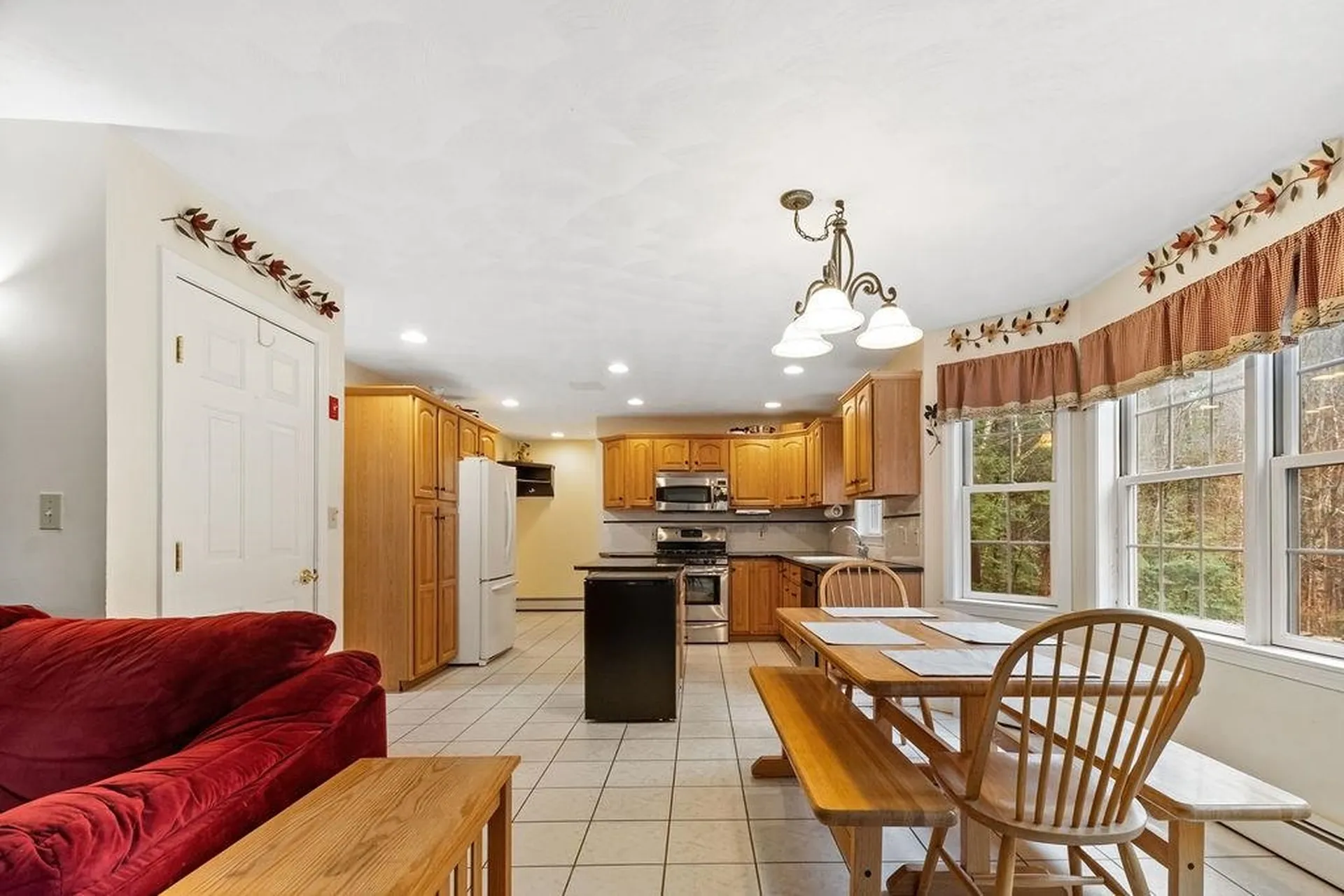 22 Lakewood Drive Alton NH 03810