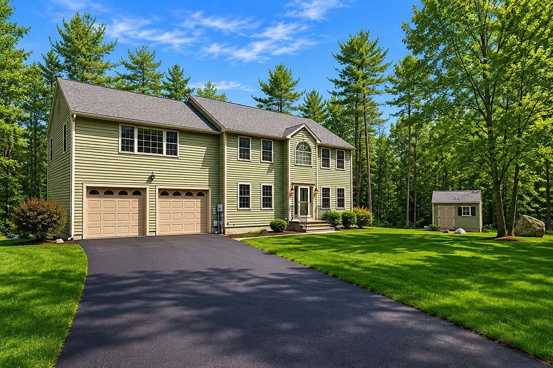 22 Lakewood Drive Alton NH 03810