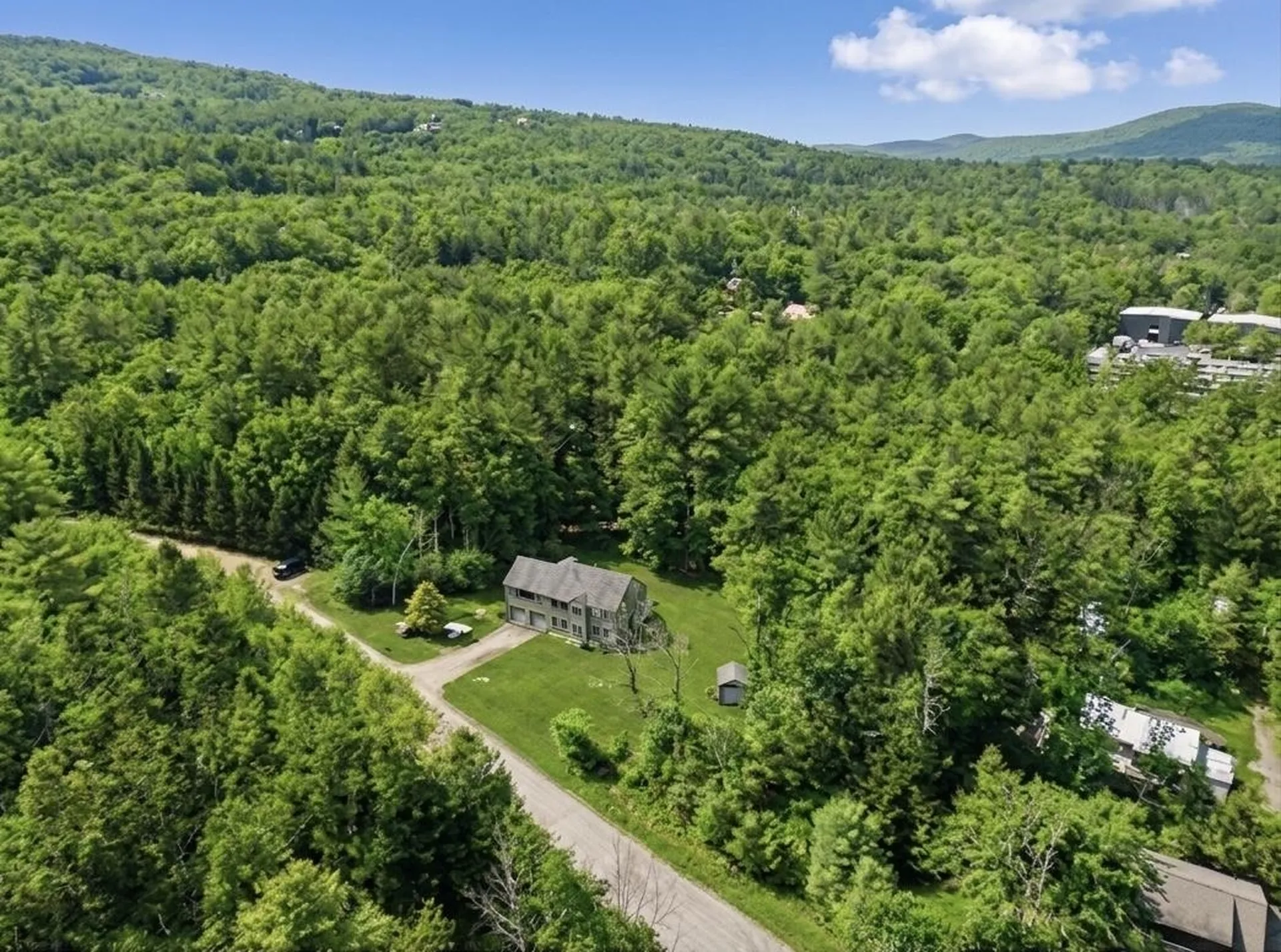 22 Lakewood Drive Alton NH 03810