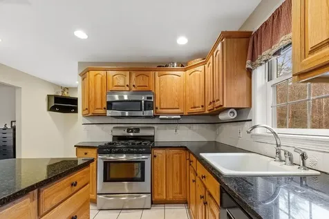 22 Lakewood Drive Alton NH 03810