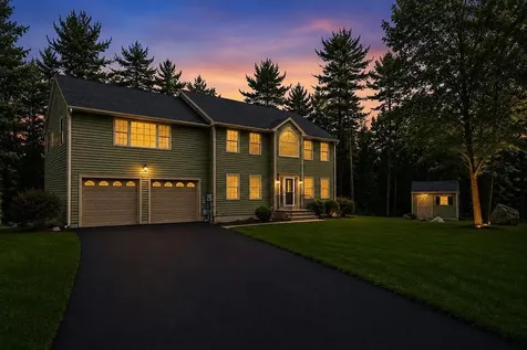 22 Lakewood Drive Alton NH 03810