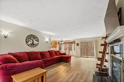 22 Lakewood Drive Alton NH 03810