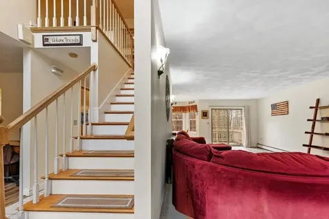 22 Lakewood Drive Alton NH 03810