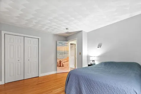 22 Lakewood Drive Alton NH 03810