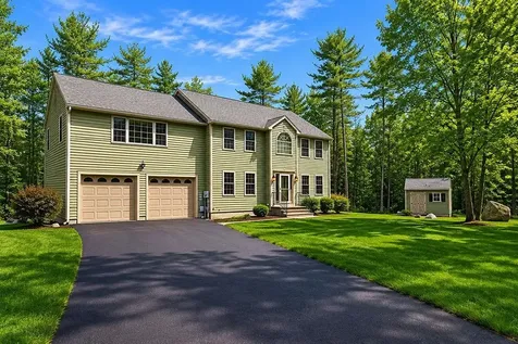 22 Lakewood Drive Alton NH 03810
